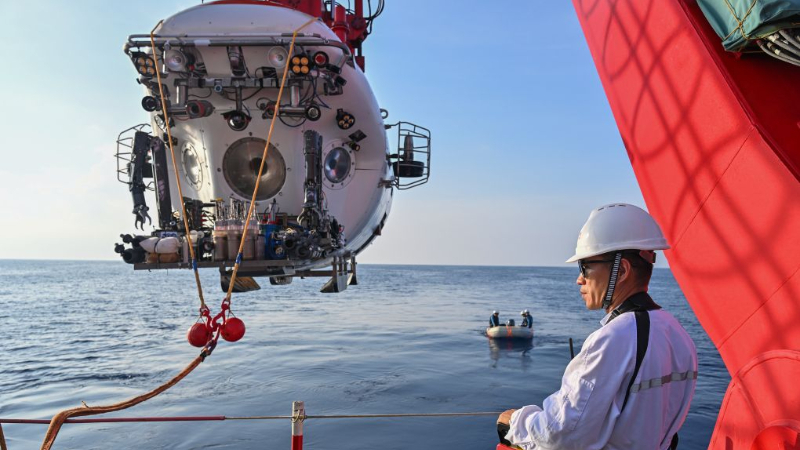 China's manned deep-sea submersible Jiaolong completes 473rd dive