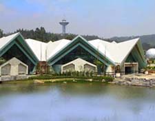 naturehall.jpg (13717 bytes)