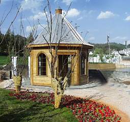 cannada.jpg (14631 bytes)