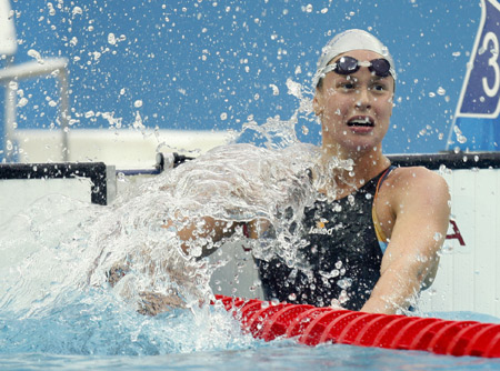 Italy\'s Pellegrini breaks world record to win Olympic women\'s 200m freestyle gold