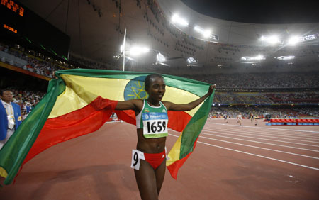 Ethiopian Dibaba wins women\'s 10,000m gold