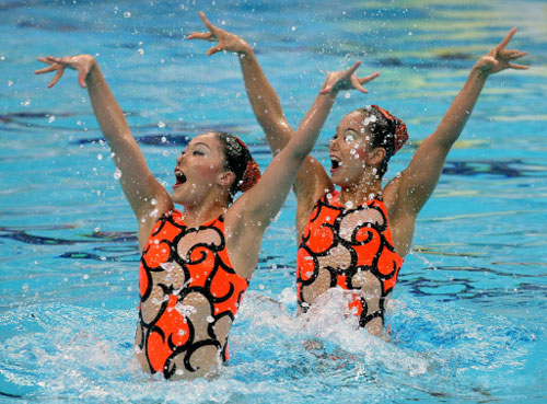 Marvellous synchronised swimming