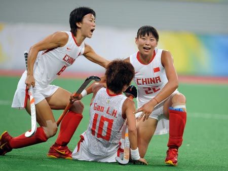 China wins Germany 3-2 in Olympic women\'s hockey semifinals