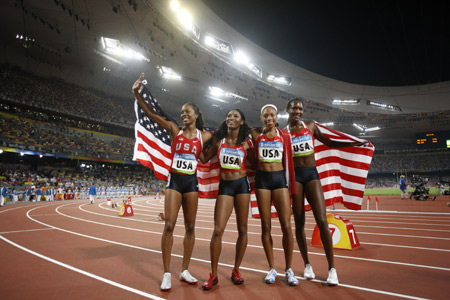 Richards leads U.S. to women\'s 4x400m relay win