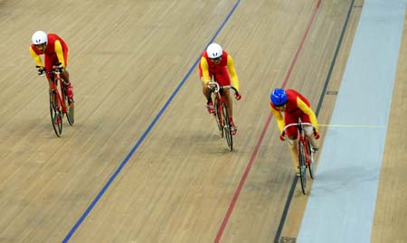 Britain dominates Paralympic Track Cycling