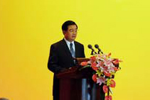 President Hu hosts luncheon for guests to Beijing Paralympics closing ceremony