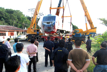 Chinese locomotives put on track in Malaysia