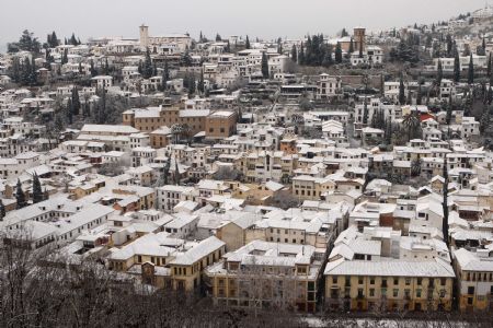Alerts for cold temperatures, snowstorms withdrawn in Spain