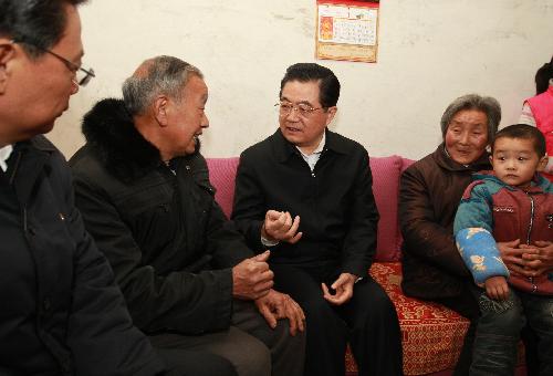 Chinese President inspects reconstruction in quake-hit Shaanxi