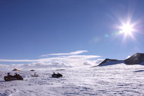 Fantastic Antarctica natural phenomena 
