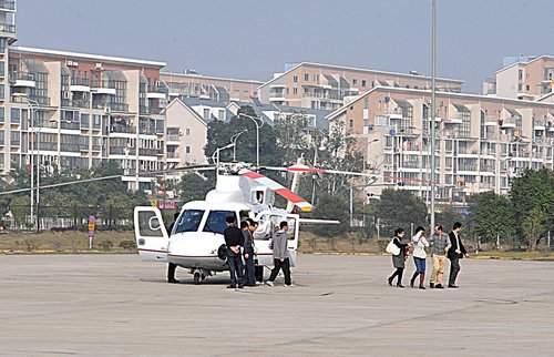 Fujian man pays millions for holiday helicopter