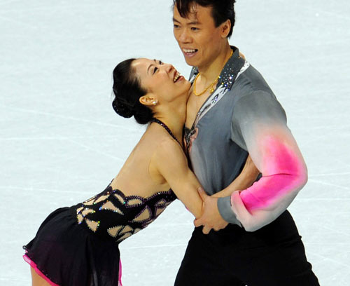 China's Shen/Zhao lead Olympic pairs figure skating after short program 