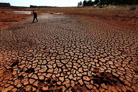 Drought continues to ravage southwest China, extending to north 