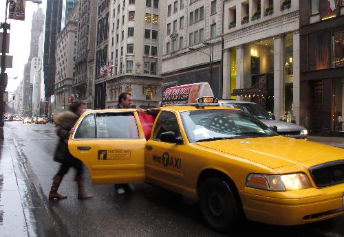 Passengers complain severe NYC taxi overcharge