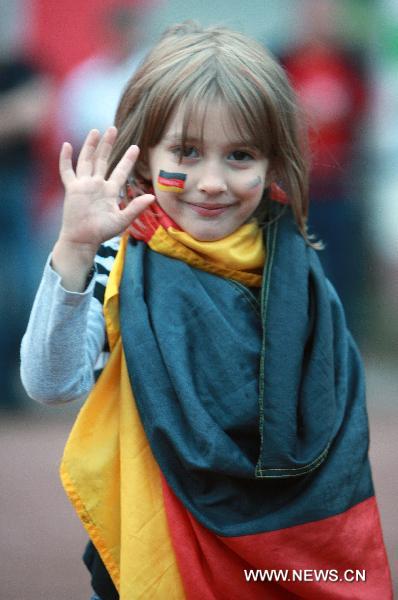 cute-german-children-fans-cheer-for-national-team-4-people-s-daily