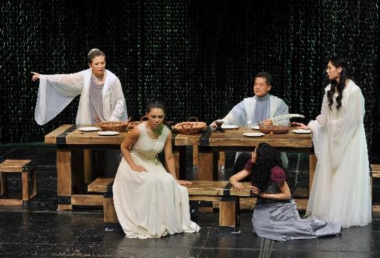 Greek tragedy "Supper" rehearsed in Beijing