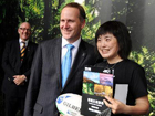 New Zealand PM visits Shanghai Expo 