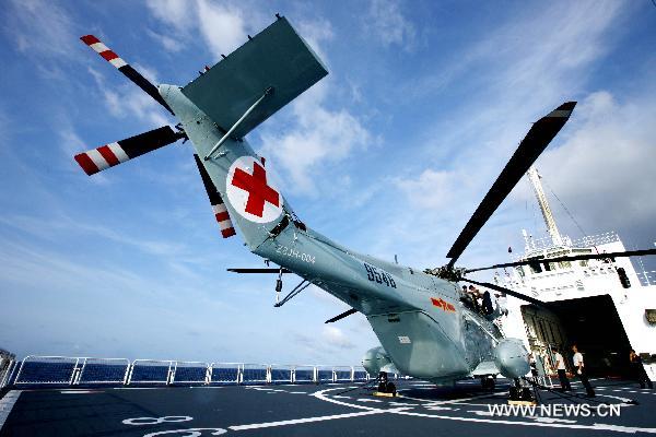 New Model Of Rescue Medical Helicopter Makes Debut On Pla Hospital Ship 