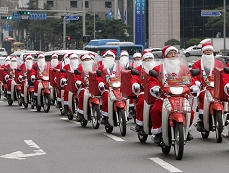 Santa delivers mail, not presents in S Korea