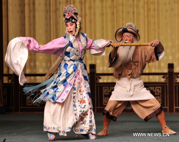 Mei Lanfang Peking Opera troupe performs in SW China