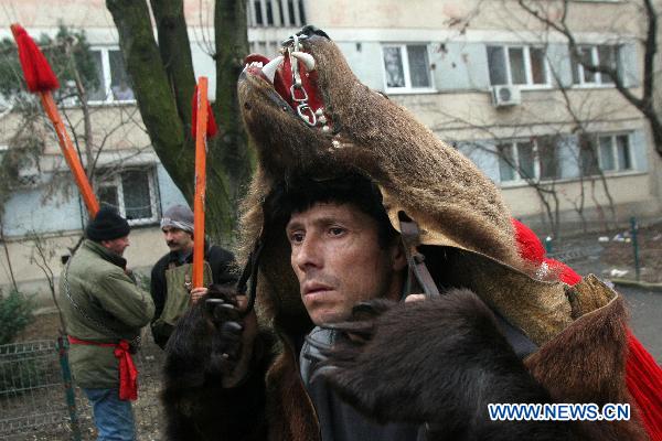 Bucharest holds traditional ritual of "The Bear"