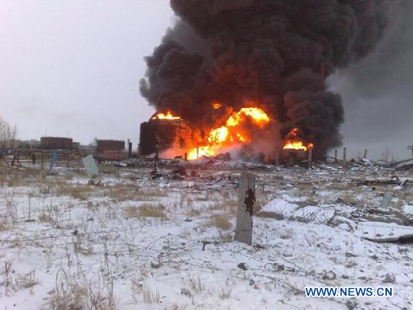Oil refinery blast rocks southeastern Russia