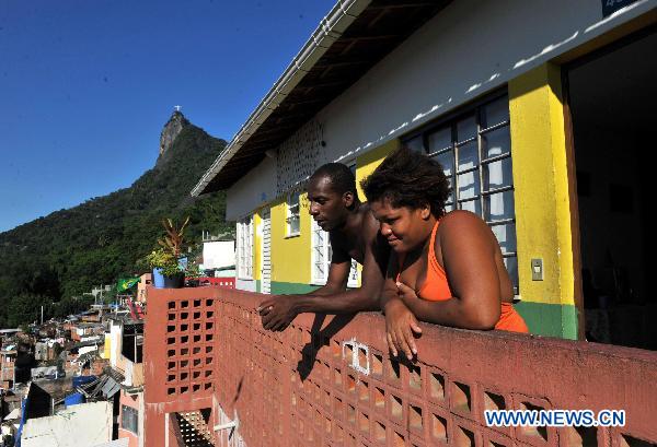Rio de Janeiro's social welfare benefits slum people