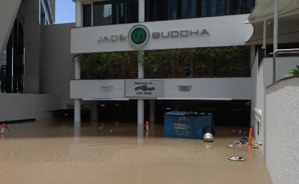 Brisbane River bursts banks