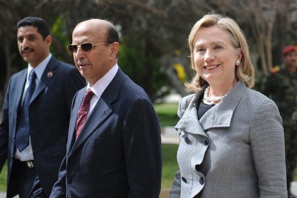 Hillary Clinton meets with Yemeni president