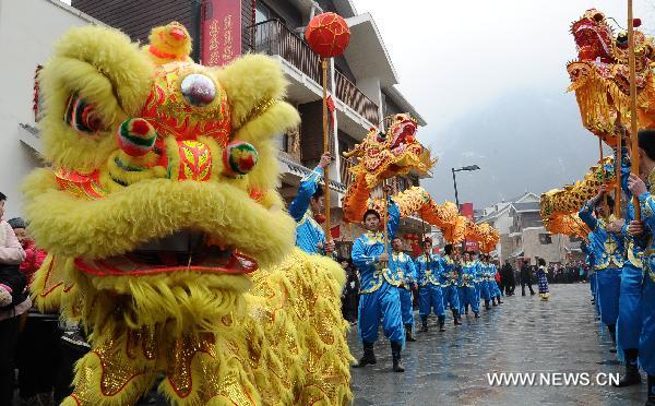 Local residents celebrate coming Spring Festival in quake-hit Wenchuan County