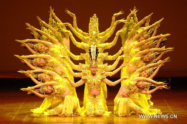 Wonderful performance in Thailand for Spring Festival celebration