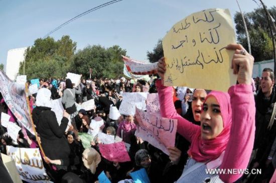 Algerian students rally for social, educational status