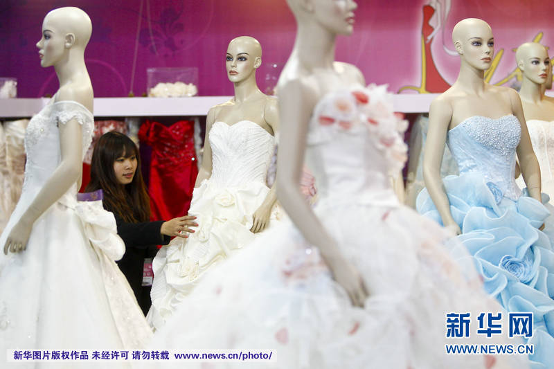 International wedding exhibition enlivens Beijing 