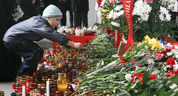 People mourn victims of Minsk metro blast