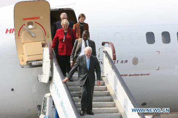 Jimmy Carter visits DPRK to ease tensions on Korean Peninsula 