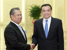 China, Malaysia pledge to seek stronger economic cooperation