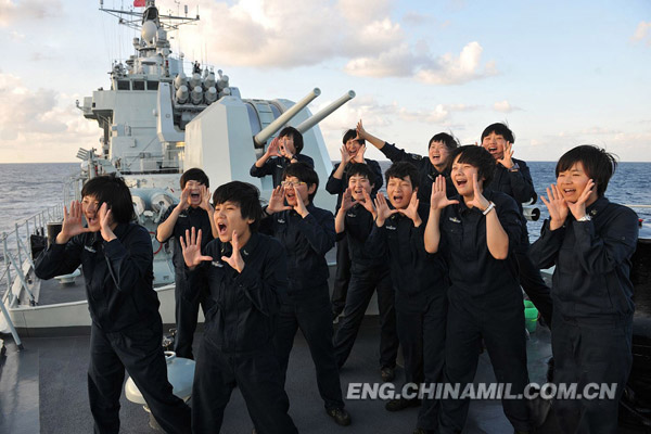 A joint taskforce of the North China Sea Fleet of the Navy of the Chinese People’s Liberation Army (PLA) consisting of totally 7 warships including the “Harbin” guided-missile destroyer and the “Shijiazhuang” guided-missile destroyer conducted a routine high-sea training in the waters of the western Pacific Ocean in early and mid October of 2012，in a bid to improve the high-sea defense and combat capabilities of the joint taskforce. (Chinamil.com.cn/Qian Xiaohu)