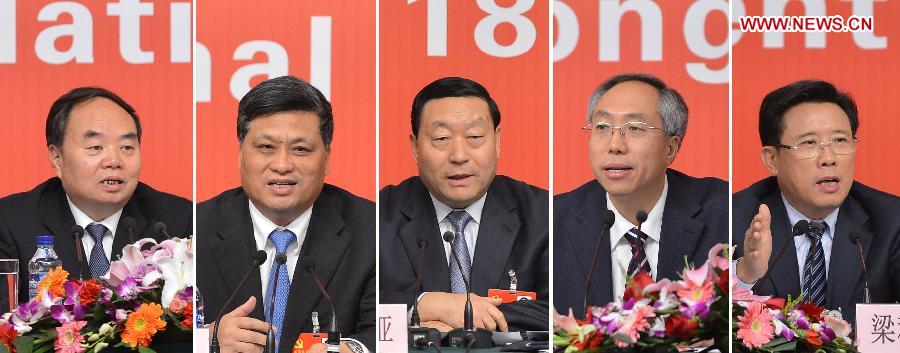 Group interview held on sidelines of 18th CPC National Congress (2)