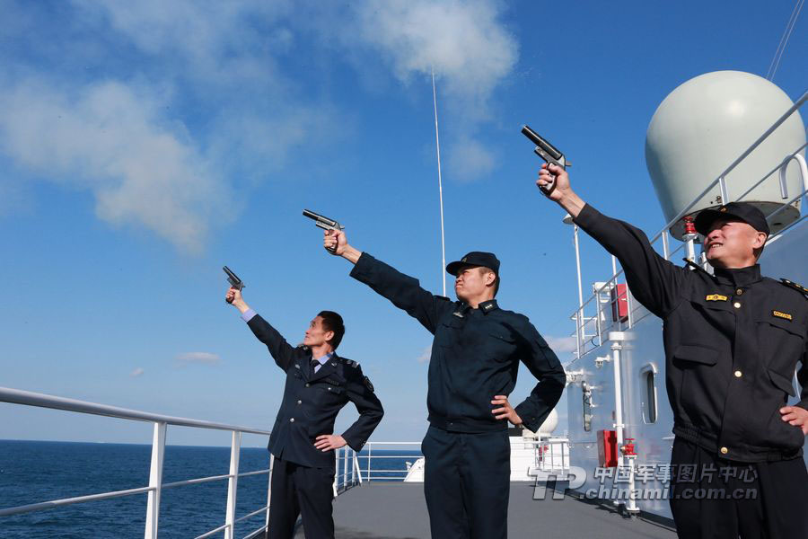 Chinese navy conducts a joint exercise in the East China Sea with the country's fishery administration and marine surveillance agency on October 19, 2012. The exercise is aimed at improving coordination between the navy and administrative patrol vessels and sharpening their response to emergencies in missions to safeguard territorial sovereignty and maritime interests.(Chinamil.com.cn/Zhang Zhe, Zhang Lei, Fang Lihua and Ju Zhenhua)