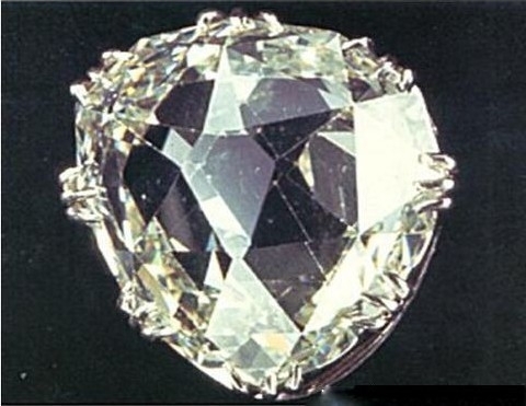 Cullinan diamond, the largest rough gem-quality diamond ever found, estimated at 3,106.75 carats(Photo/rednet.cn)