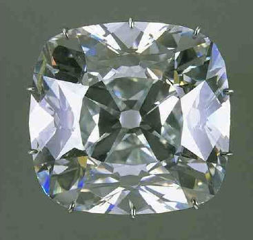 Regent Diamond: 410 carat (82 g) uncut diamond found in 1698 at a Golkonda mine, more specifically Paritala-Kollur Mine in the state of Andhra Pradesh, India. (Photo/Chinadaily.com.cn) 
