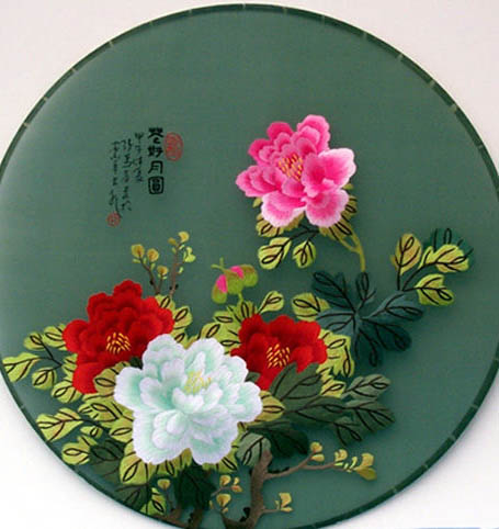 Traditional Chinese art of embroidery  (file photo)