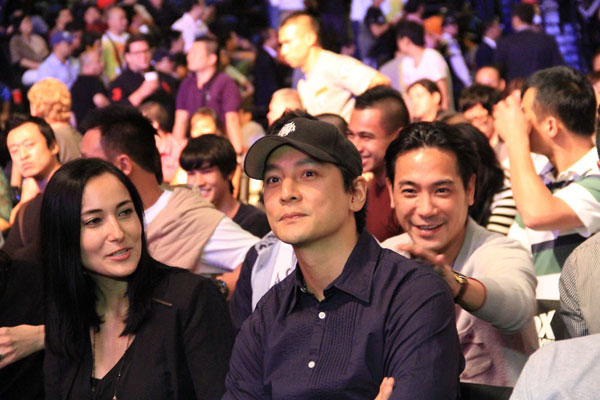 Hong Kong movie star Daniel Wu is in the crowd supporting his friend Cung Le at UFC Macao, November 10, 2012. [Photo: CRIENGLISH.com/Xu Weiyi] 