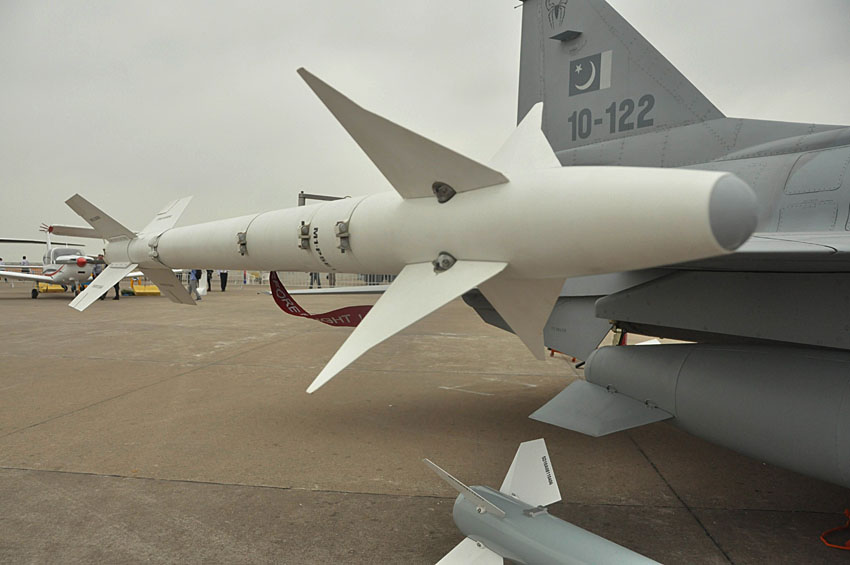 A JF-17 fighter jet is on display at Airshow China 2012 in Zhuhai, south China's Guangdong province. The JF-17 is jointly developed and produced by China National Aero-Technology Import and Export Corporation (CATIC) and Pakistan Air Force. (People's Daily Online/ Zhai Zhuanli)