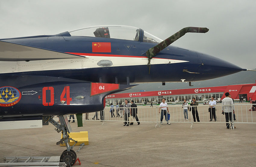 J-10 fighters of China Air Force are on display at Airshow China 2012, which is held from November 13 to November 18 in Zhuhai in south China's Guangdong province. (People's Daily Online/ Zhai Zhuanli)