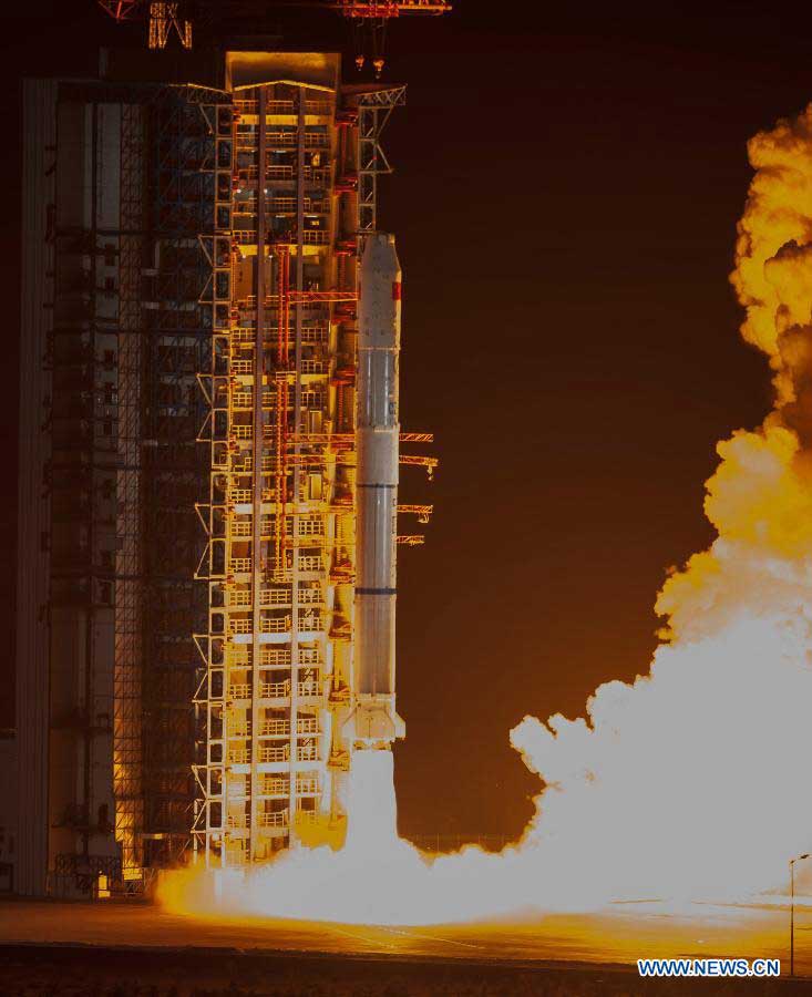 Long March-2C carrier rocket carrying an environment-monitoring satellite Huanjing-1C blasts off from the launch pad at the Taiyuan Satellite Launch Center in Taiyuan, capital of north China's Shanxi Province, Nov. 19, 2012. The Huanjing-1C satellite and the other two satellites Huanjing-1A and Huanjing-1B, which were sent to the outer space in 2008, will be used to monitor the environment and help reduce natural disasters. (Xinhua/Liu Chan) 