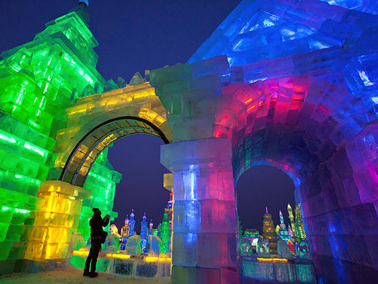 Harbin Ice and Snow Festival, Harbin, Heilongjiang Province,China (huanqiu.com)