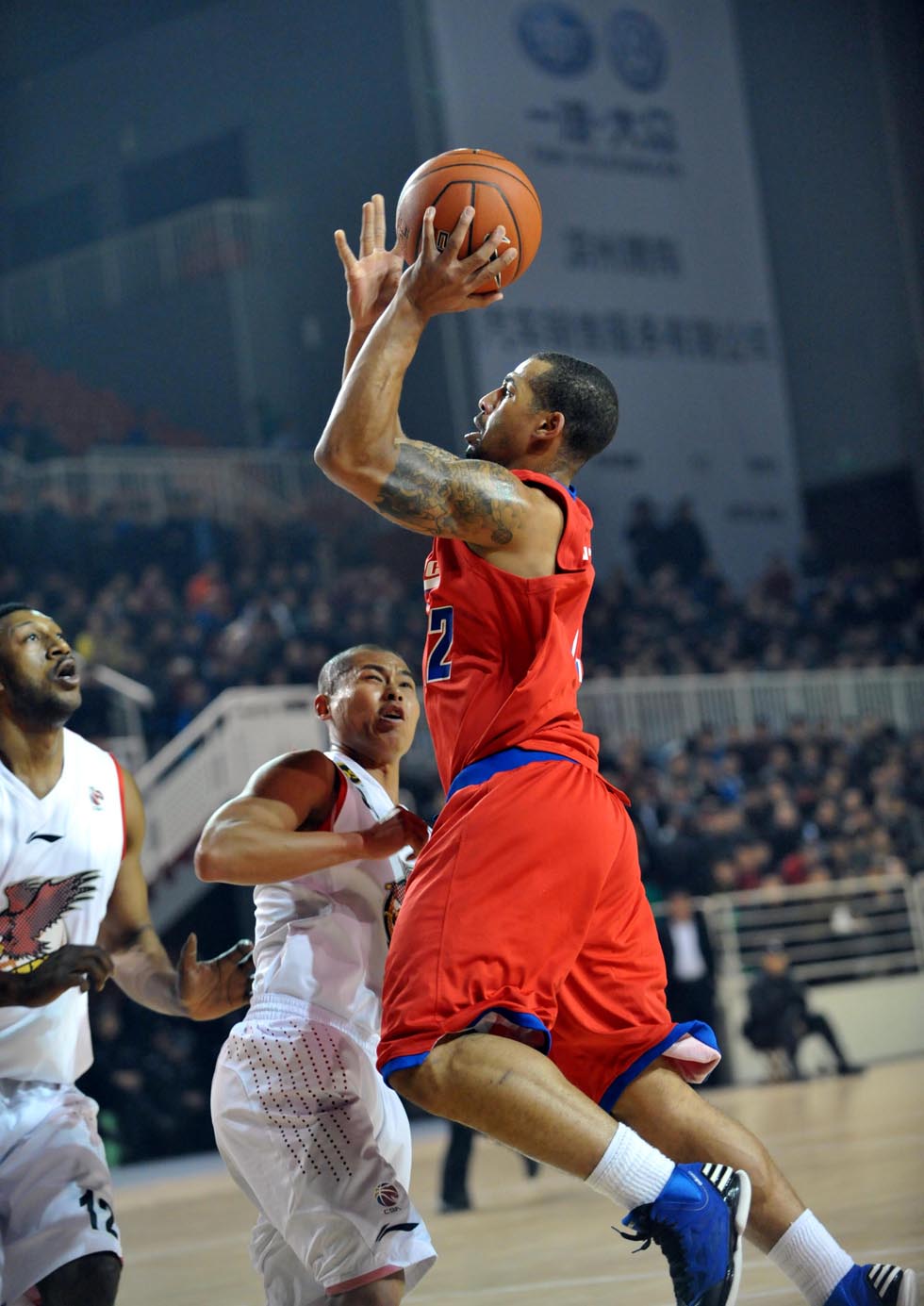 Gaskins(R)(Xinhua Photo/Zhu Zheng)