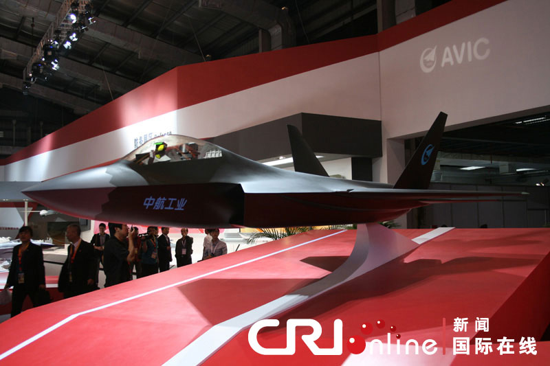 The concept model of China's stealth fighter is on display at the 9th China International Aviation & Aerospace Exhibition, which kicked off on November 12 in Zhuhai, Guangdong province. (gb.cri.cn/Lu Xiaodong)