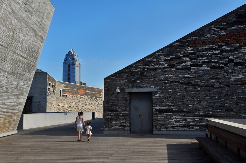 The file photo taken on Aug. 20, 2010 shows the Ningbo Museum designed by Wang Shu in Ningbo, east China's Zhejiang Province. (Xinhua/Hu Xuejun)